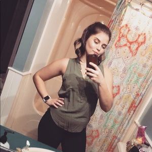 Meet your Posher, Jacquelyn